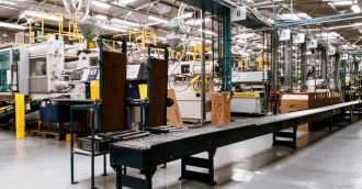 Softweb - Smart Factory Automation - Shop Floor in Manufacturing Unit